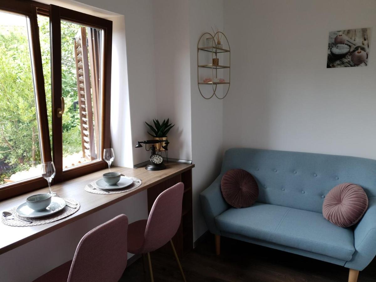 Arena Delight Studio Apartments Pula Luaran gambar