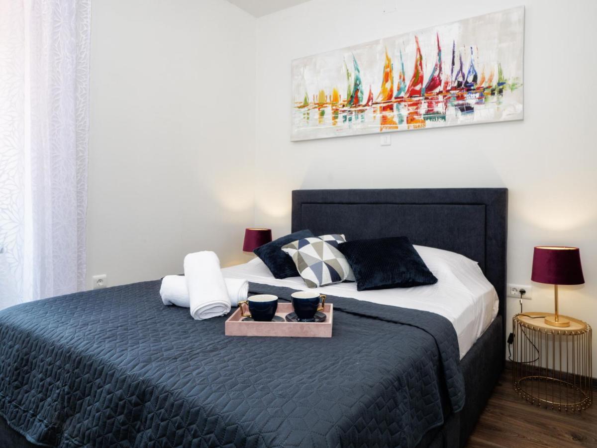 Arena Delight Studio Apartments Pula Luaran gambar