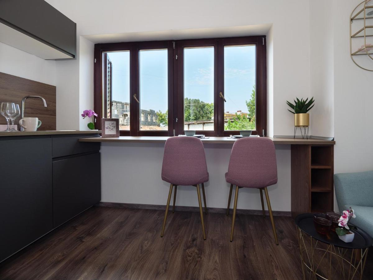 Arena Delight Studio Apartments Pula Luaran gambar