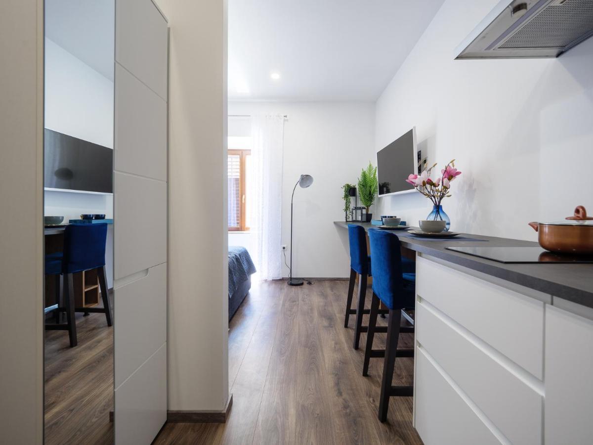 Arena Delight Studio Apartments Pula Luaran gambar